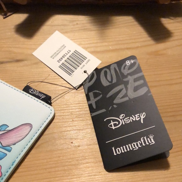 Loungefly Disney Lilo & Stitch Tropical Protective ID Case - Picture 4 of 6